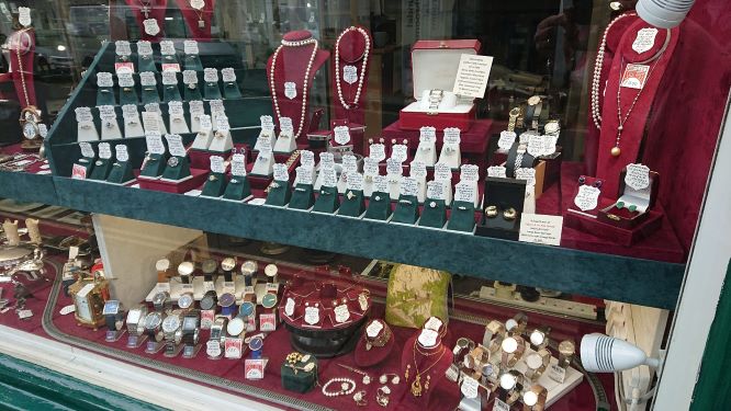 Arundel Jewellers - VisitArundel.co.uk